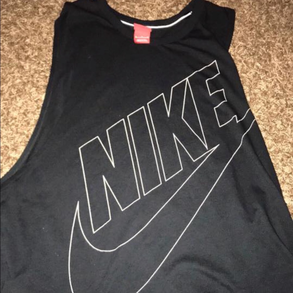 Nike Muscle Tank